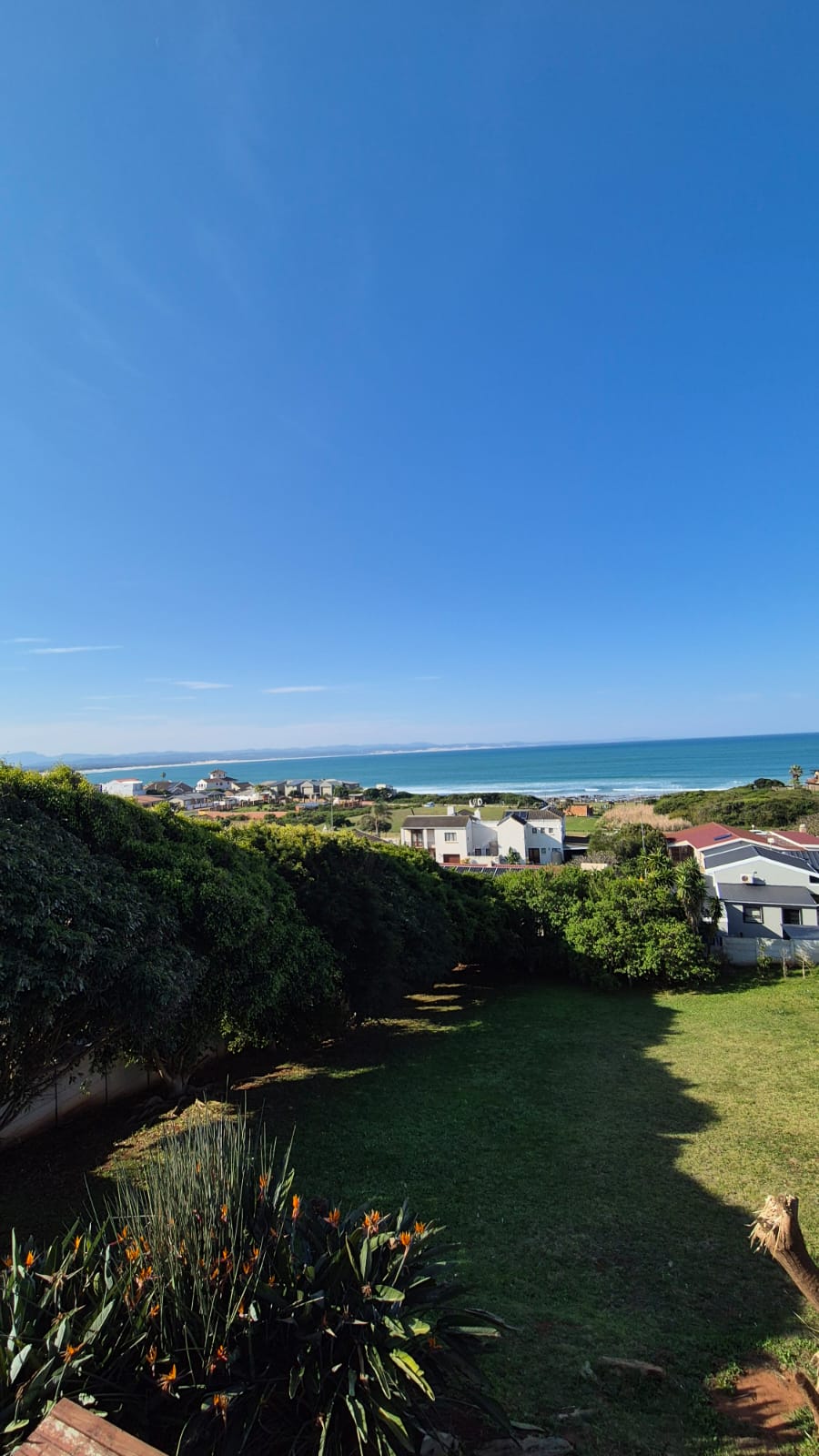 To Let 3 Bedroom Property for Rent in Wavecrest Eastern Cape